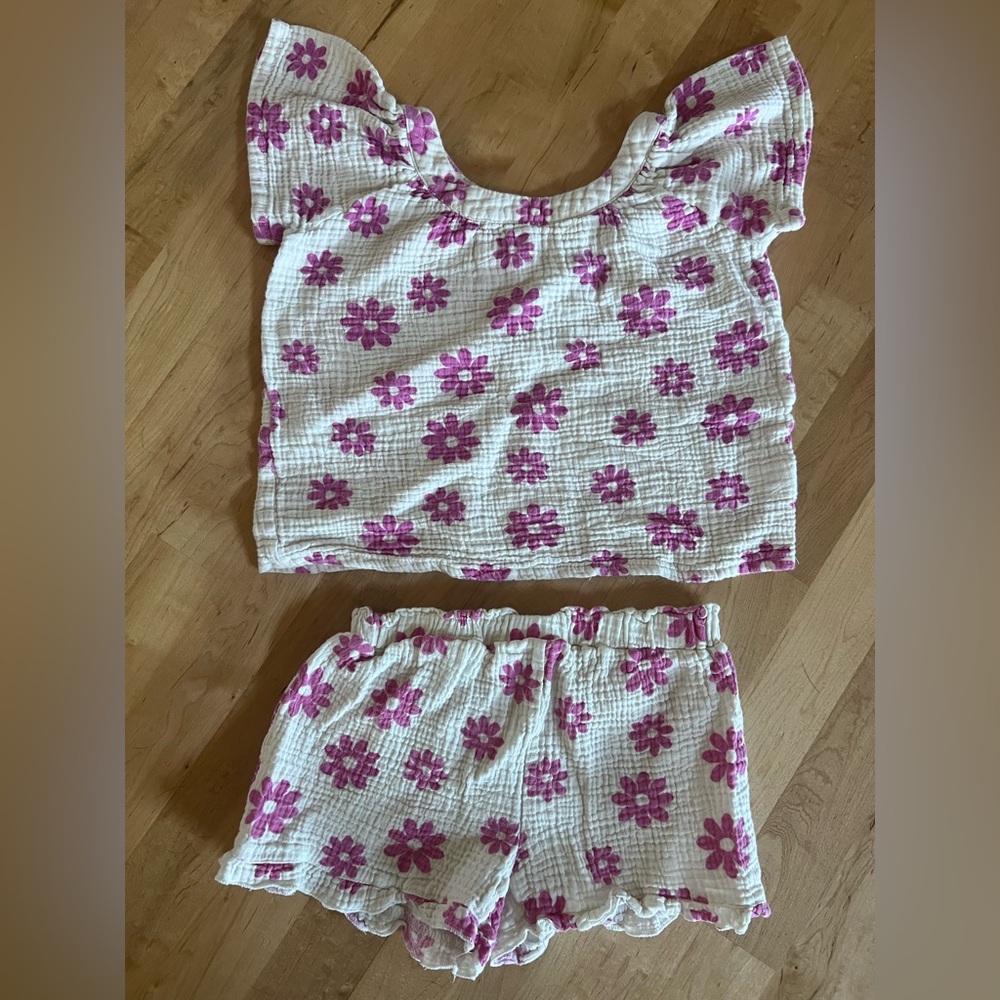 btween White and Purple Floral Set